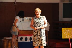 Vrtčevski otroci pomahali vrtcu v slovo 6